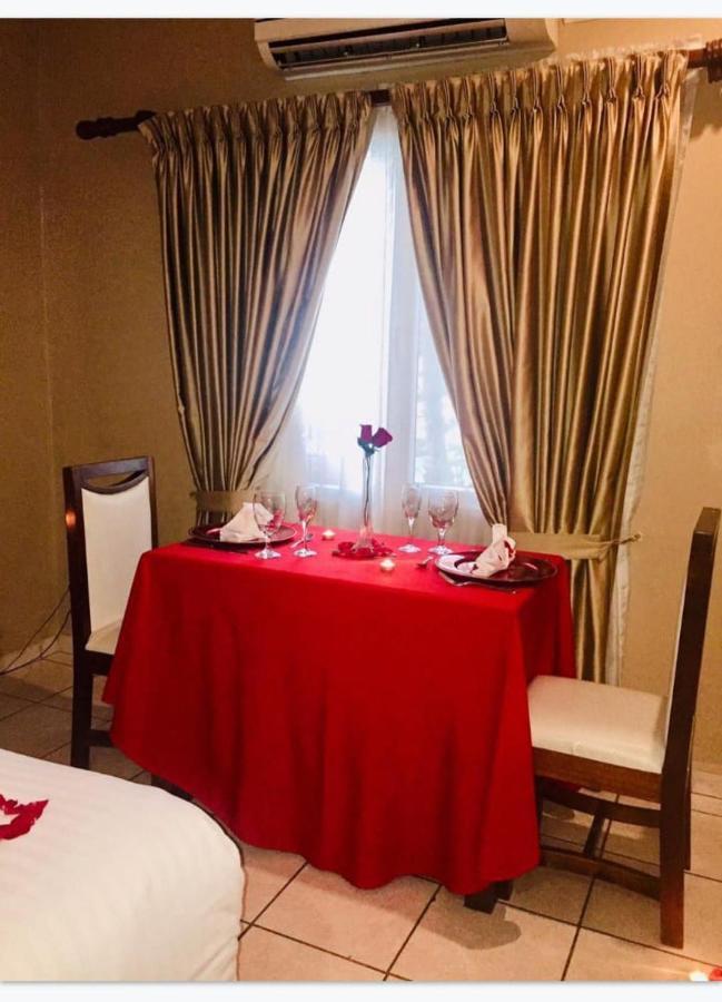 Hotel Primavera Boutique سان بيدرو سولا المظهر الخارجي الصورة