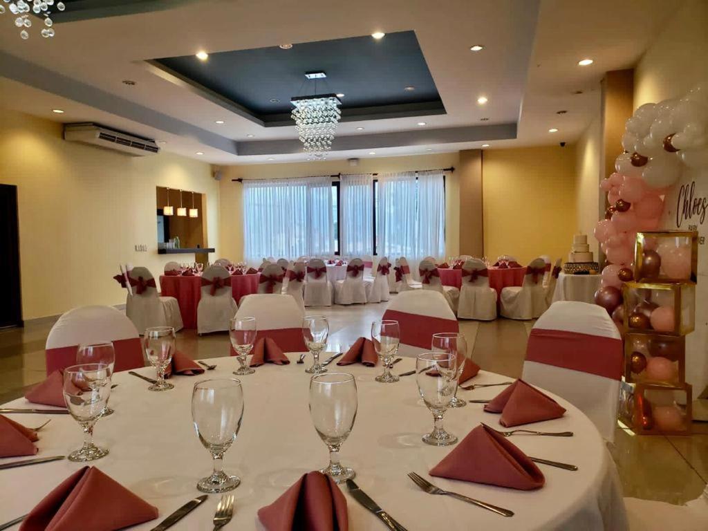 Hotel Primavera Boutique سان بيدرو سولا المظهر الخارجي الصورة